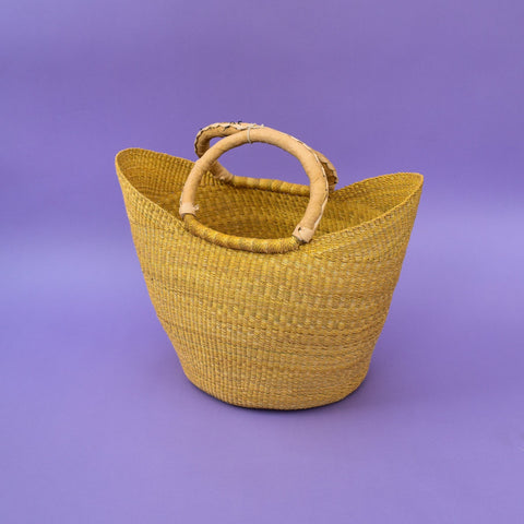 The perfect fair-trade accessory you need for your bike to help carry items freely, be it a little shopping or bits and bubs. It comes with a faux leather strap so that it can be fitted on the bike